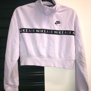 Nike Women's Purple and Pink Crop-top